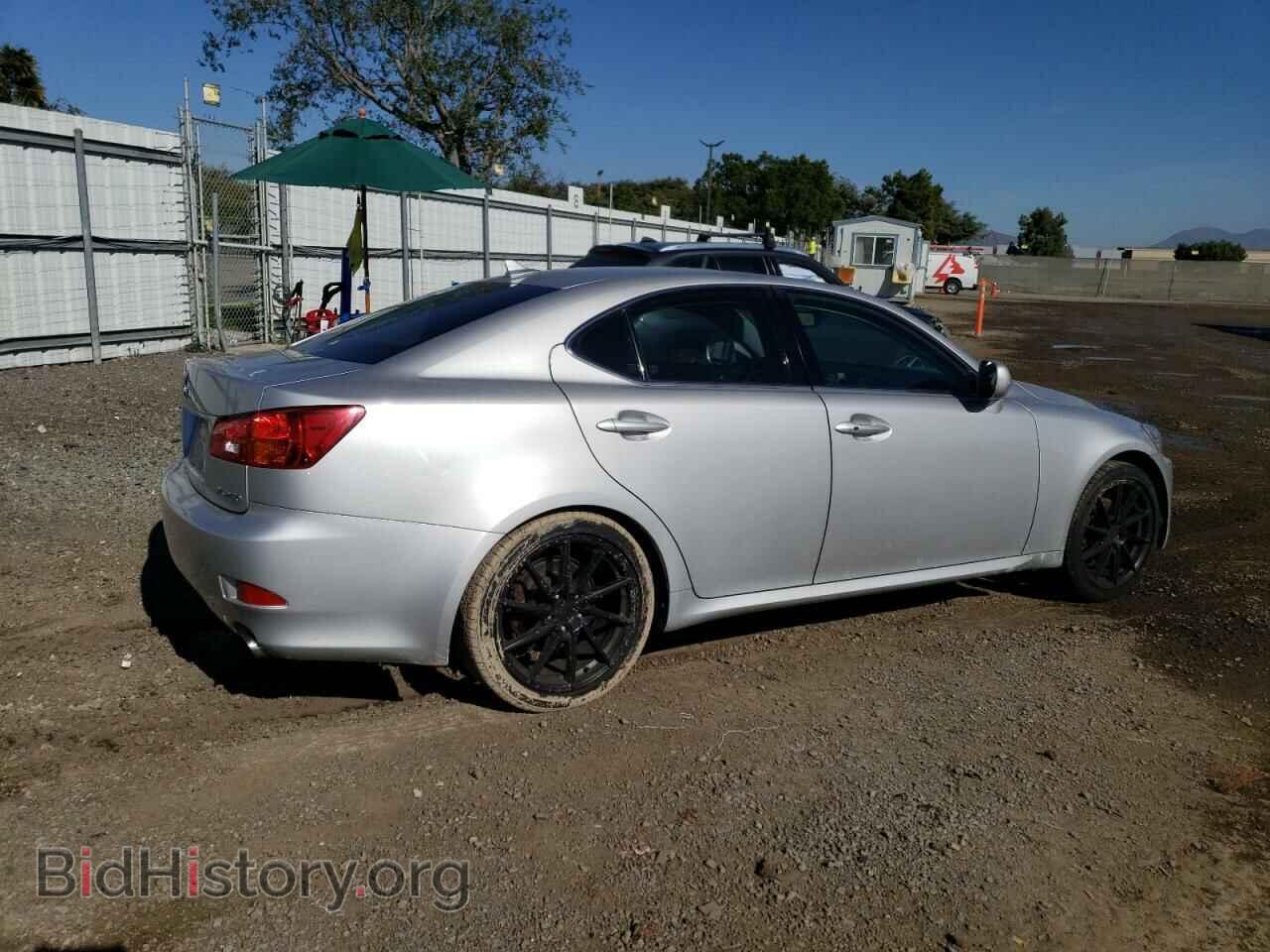 2007 LEXUS IS - VIN: JTHBK262672038482 - Photo 3