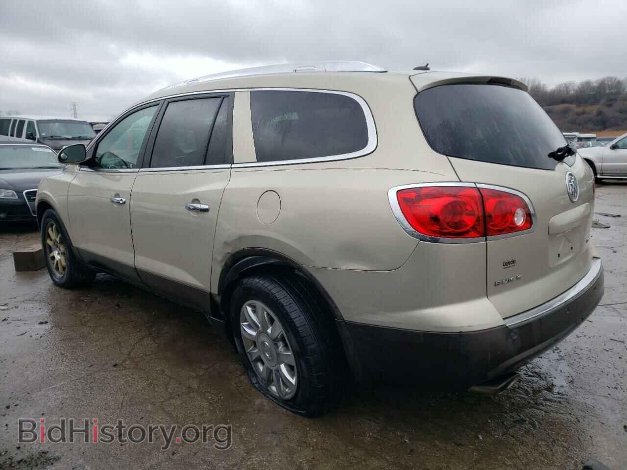 2012 BUICK ENCLAVE - VIN: 5GAKRCED0CJ102264 - Фото 2