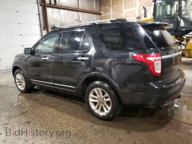 2011 Ford EXPLORER (VIN 1FMHK8D85BGA32816) — фото 2 из 13