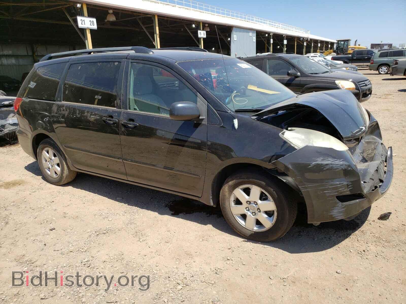 Фотография 5TDKK4CC3AS299546 - TOYOTA SIENNA 2010