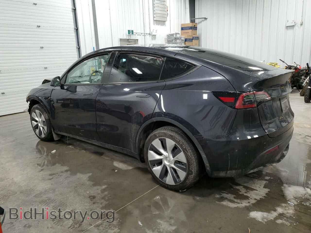 2024 TESLA MODEL Y - VIN: 7SAYGDEE4RF081502 - Photo 2