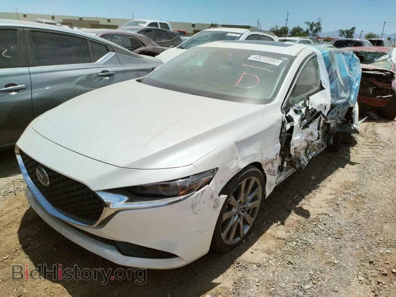 2020 MAZDA 3 - VIN: JM1BPAEM5L1164106 - Фото 2