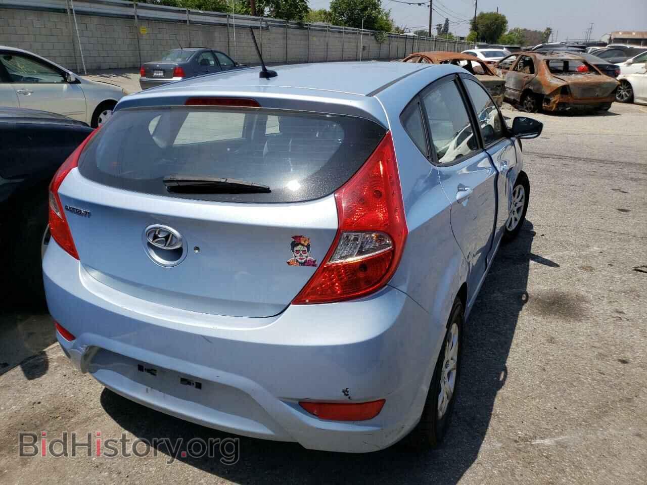 2013 HYUNDAI ACCENT - VIN: KMHCT5AE2DU132392 - Фото 4