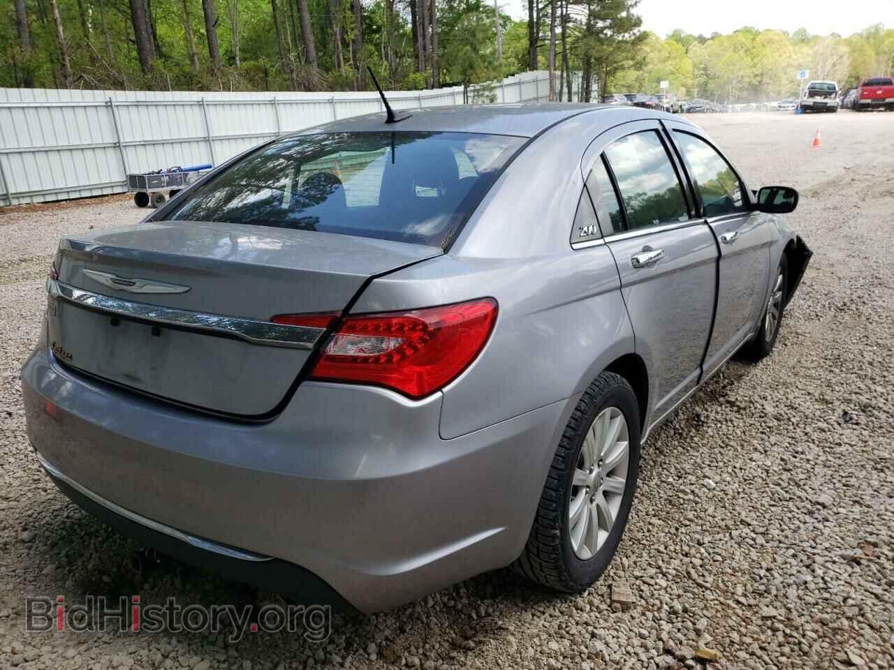 2013 CHRYSLER 200 - VIN: 1C3CCBCG2DN556381 - Фото 4