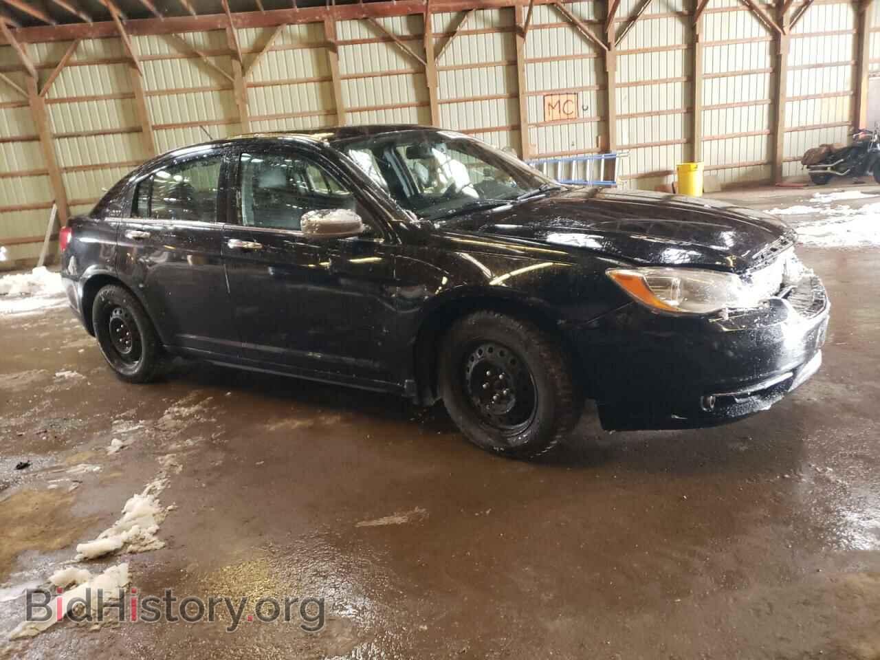 2013 CHRYSLER 200 - VIN: 1C3CCBCG1DN555108 - Photo 4