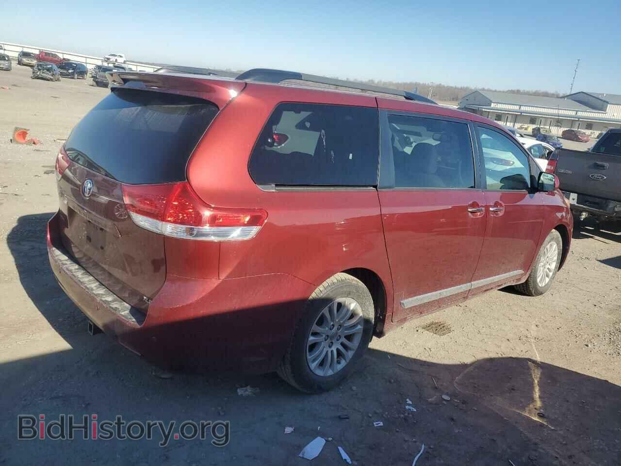 2014 TOYOTA All Models - VIN: 5TDYK3DCXES446745 - Photo 3
