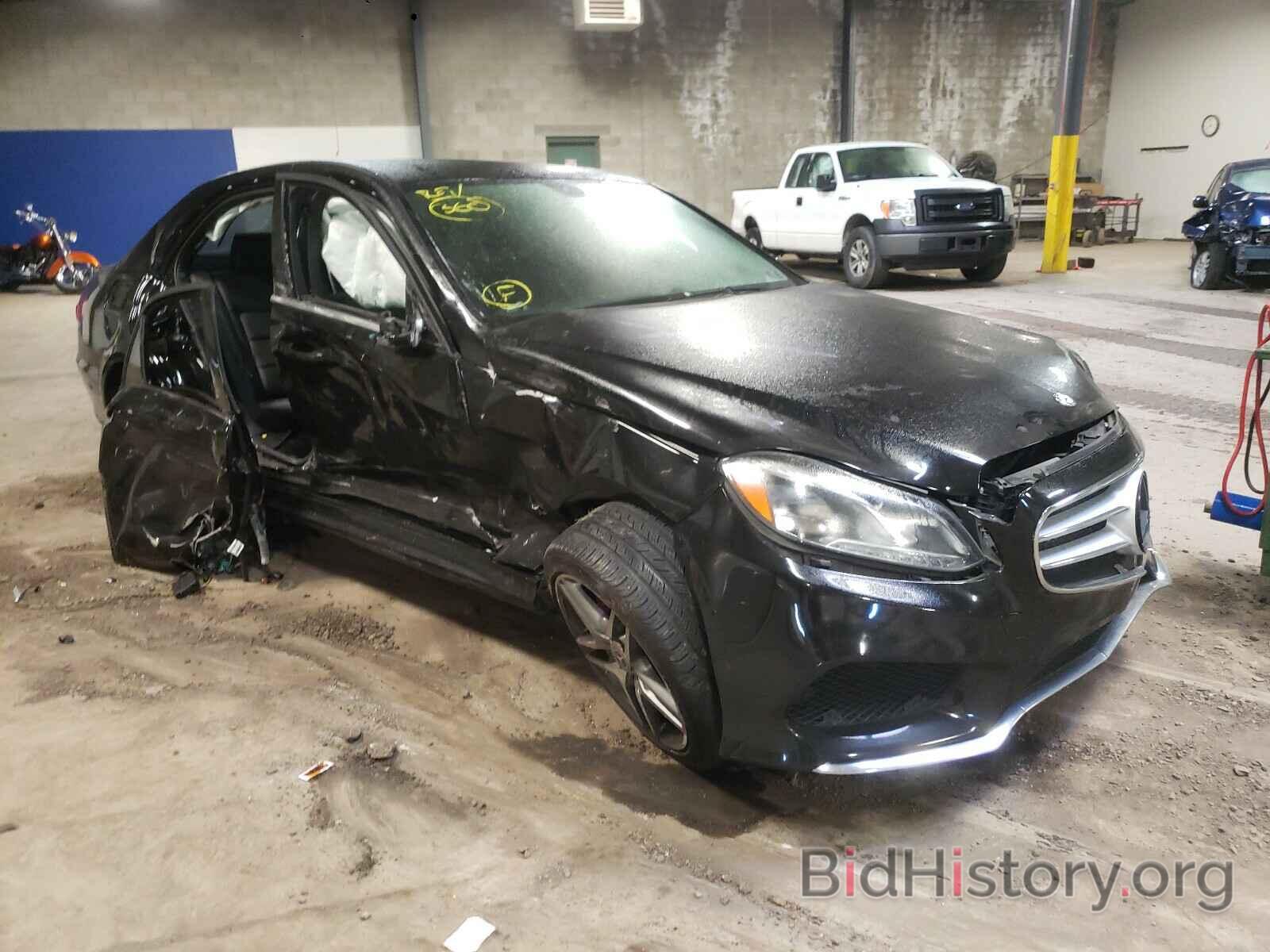 Photo WDDHF8JB0EA775907 - MERCEDES-BENZ E CLASS 2014