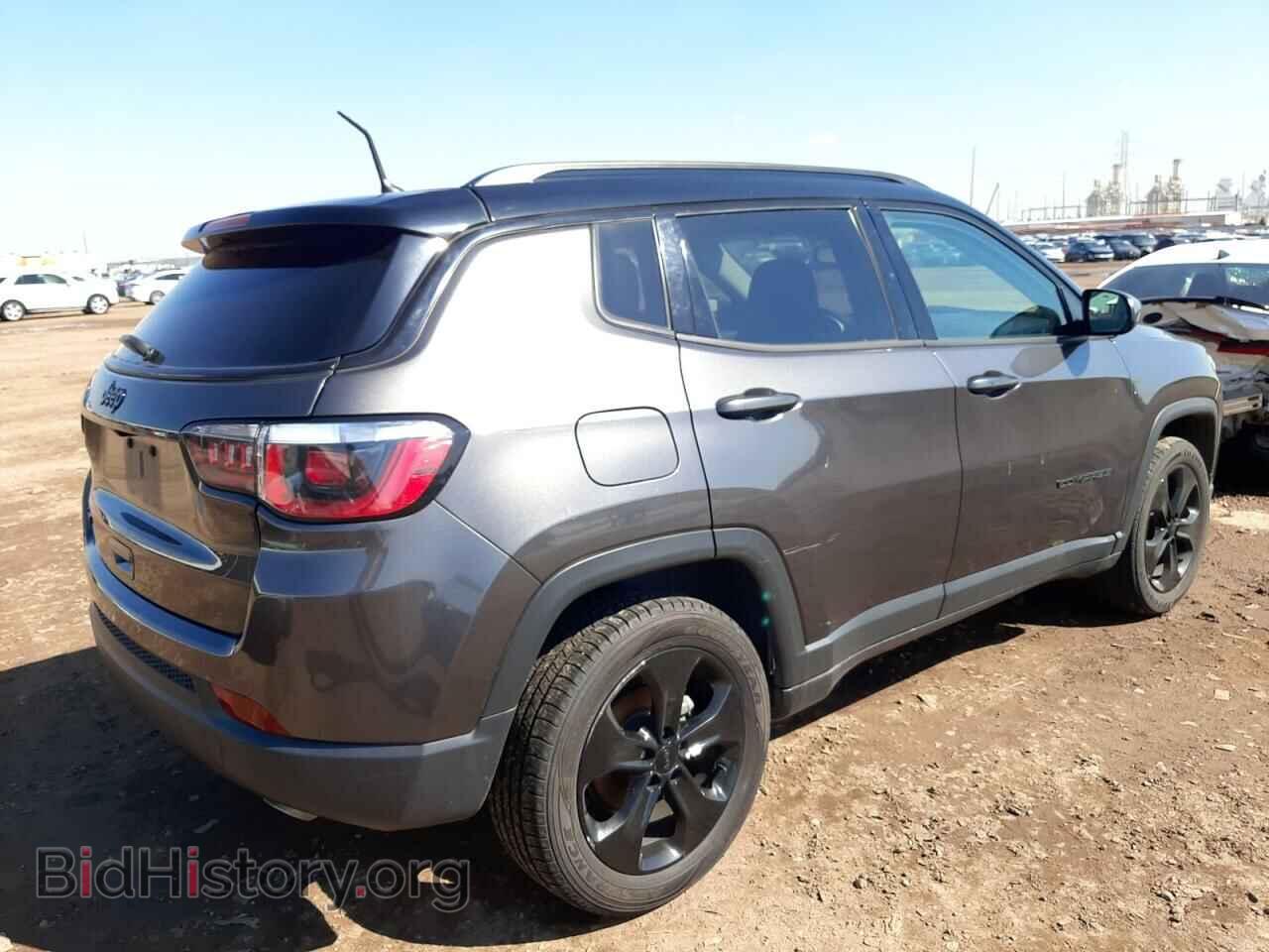 2018 JEEP COMPASS - VIN: 3C4NJDBB2JT298564 - Фото 3