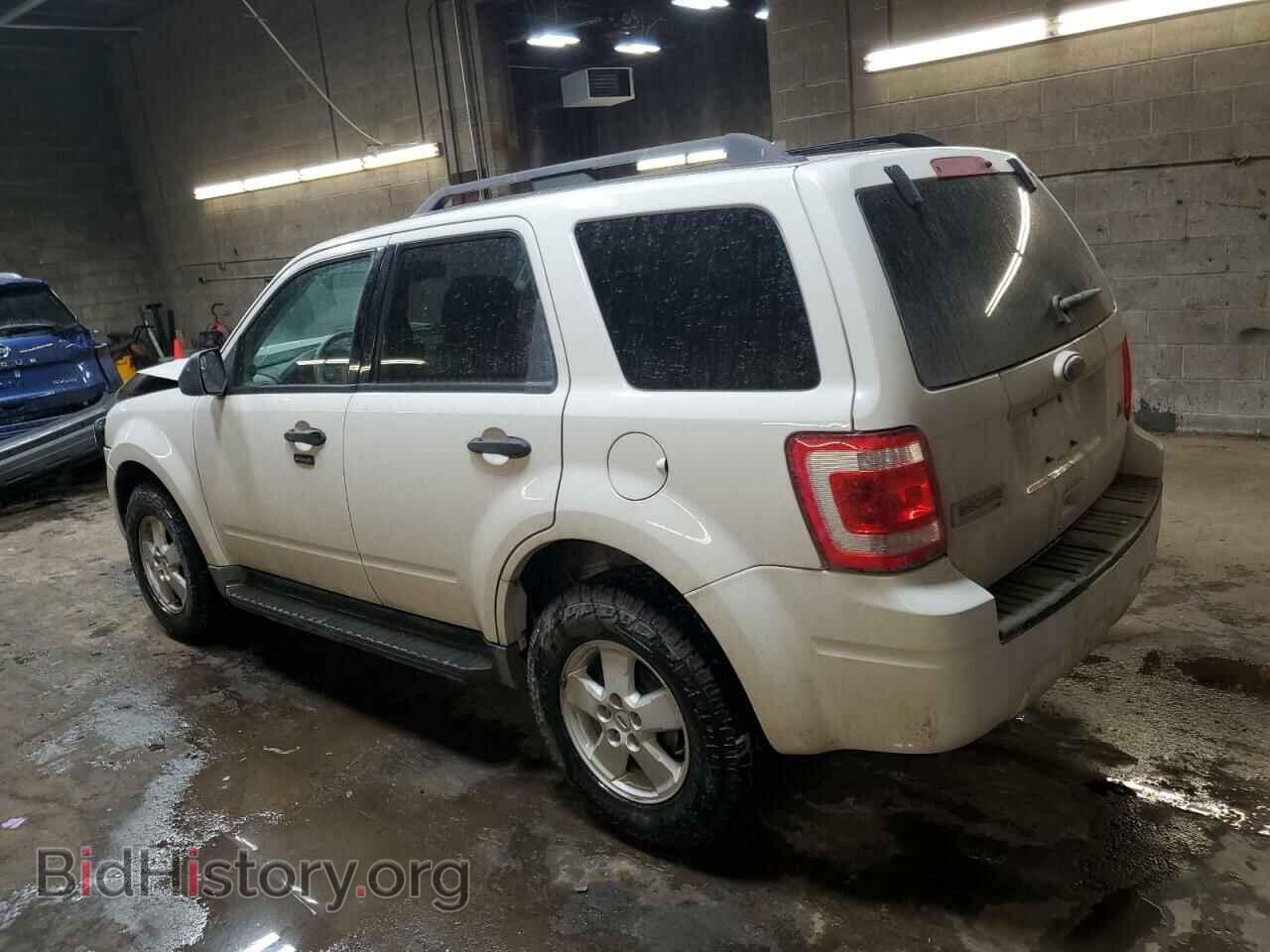 2010 FORD ESCAPE - VIN: 1FMCU0DG7AKC44268 - Фото 2