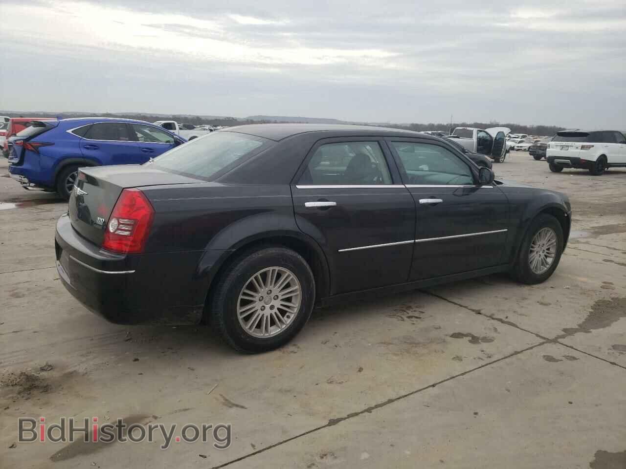 2010 CHRYSLER 300 - VIN: 2C3CA4CD7AH173726 - Фото 3