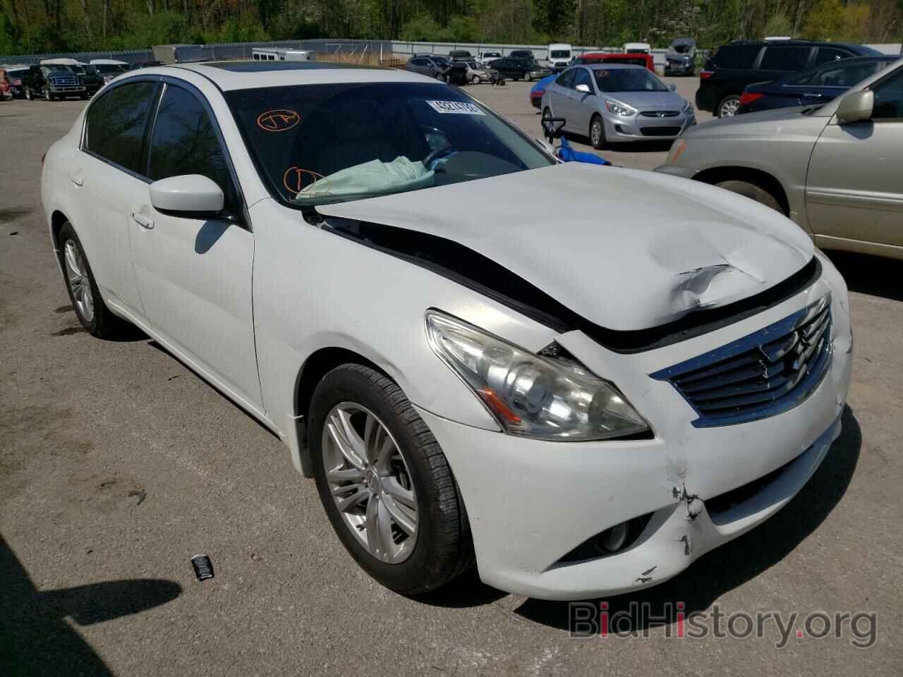 Photo JN1CV6AR5BM352861 - INFINITI G37 2011