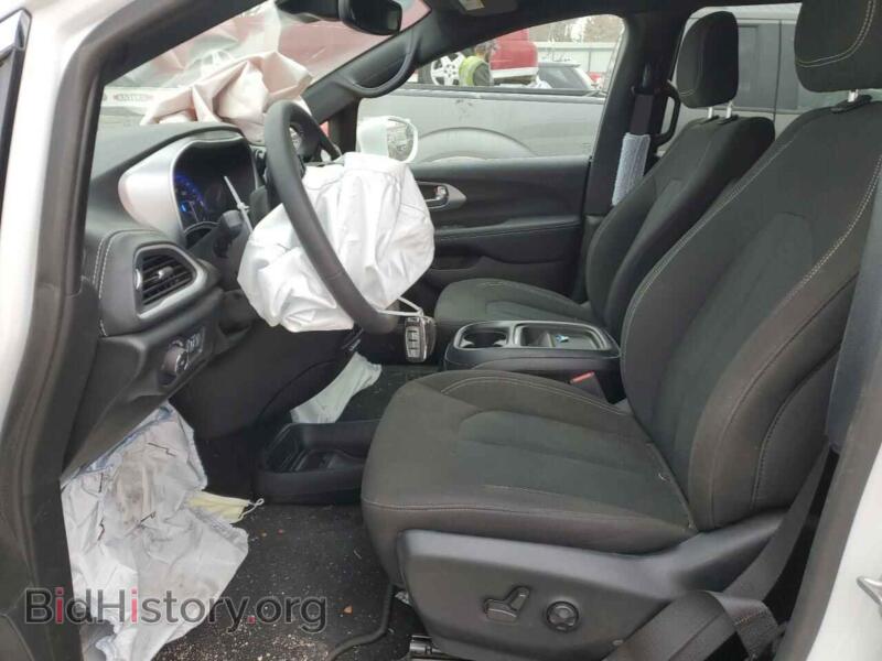 2022 Chrysler PACIFICA (VIN 2C4RC1FG6NR140219) — photo 7 of 13
