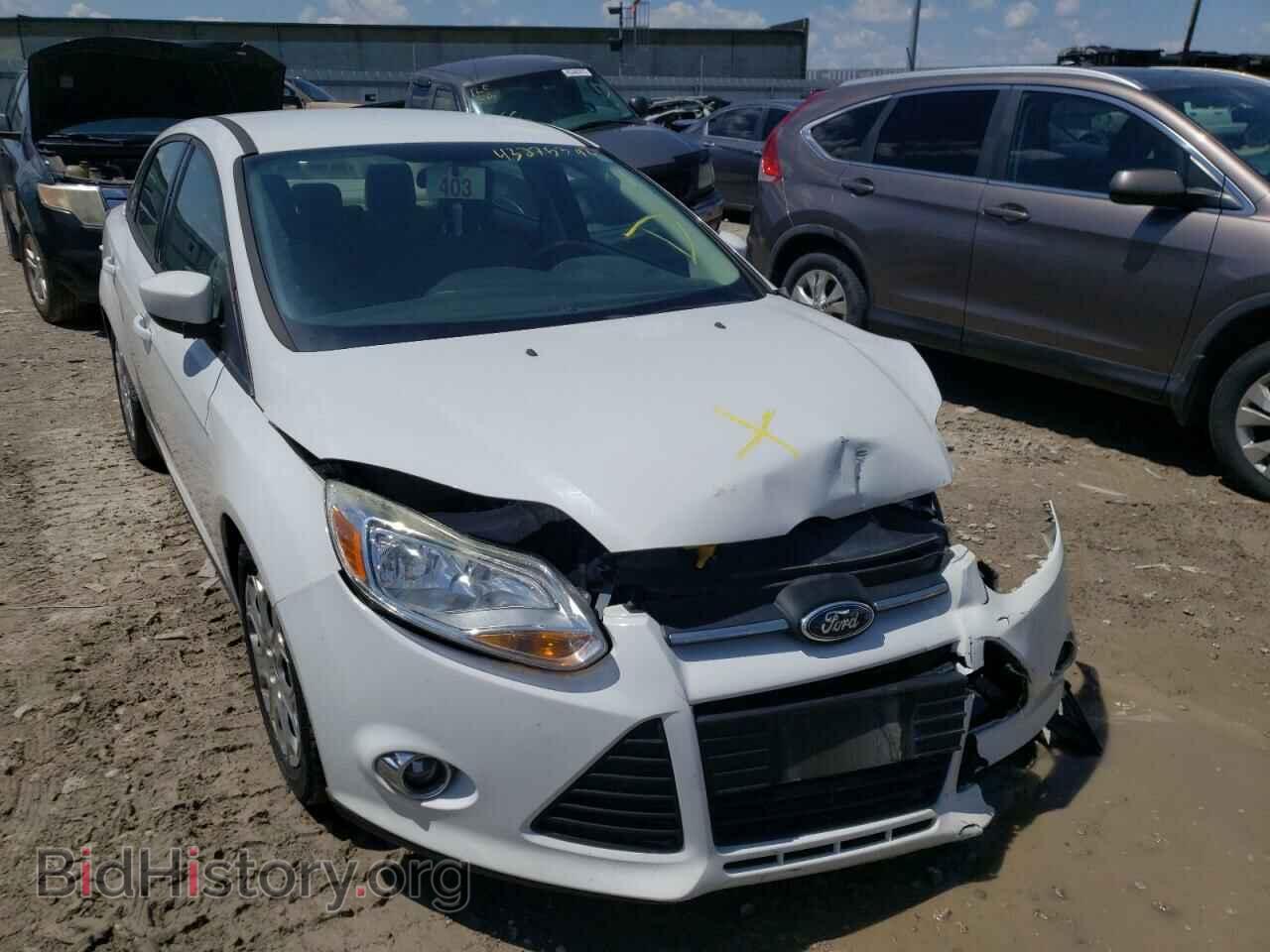 Photo 1FAHP3F27CL361078 - FORD FOCUS 2012