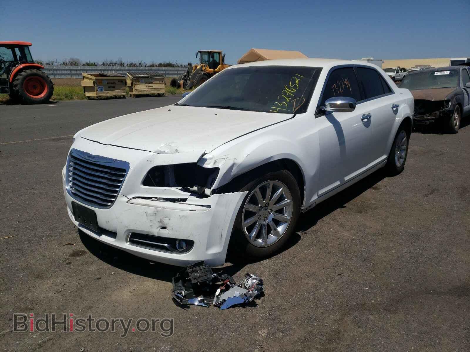 2013 CHRYSLER 300 - VIN: 2C3CCAEG8DH620780 - Фото 2