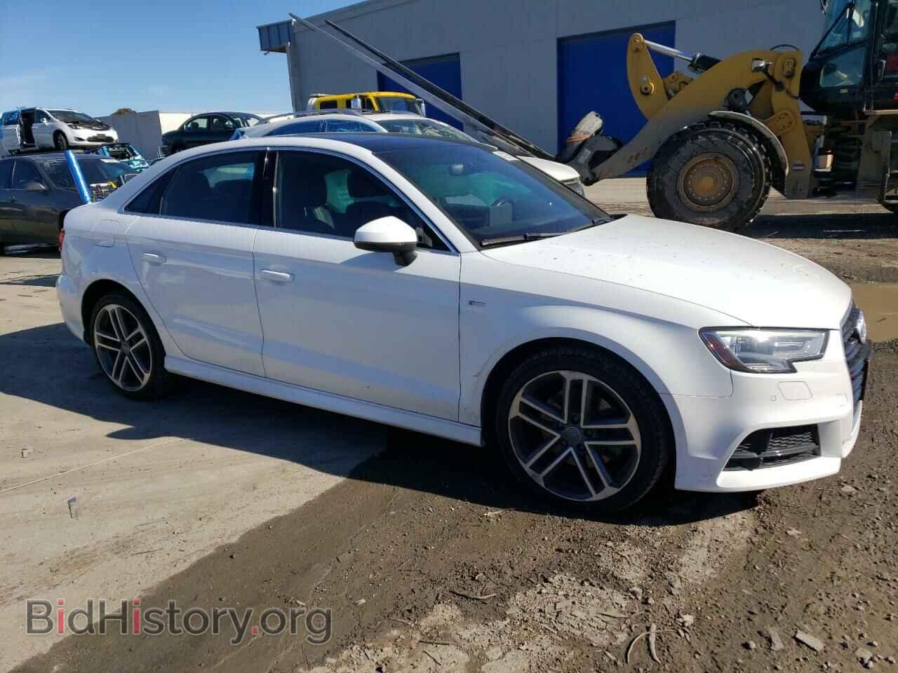 2017 AUDI A3 - VIN: WAUGUGFFXH1036806 - Фото 4