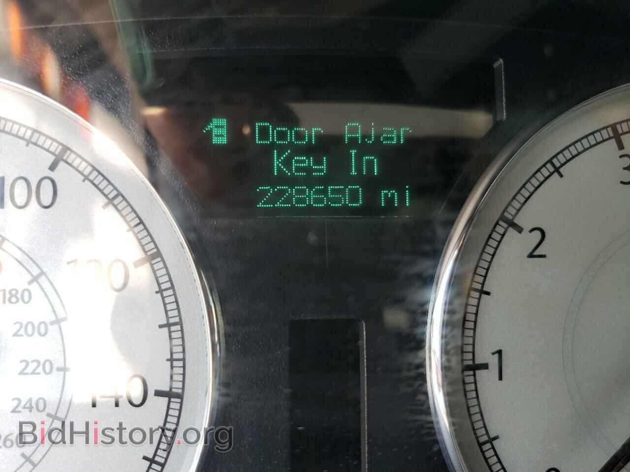 2006 CHRYSLER 300 - VIN: 2C3KA63H76H527424 - Фото 9