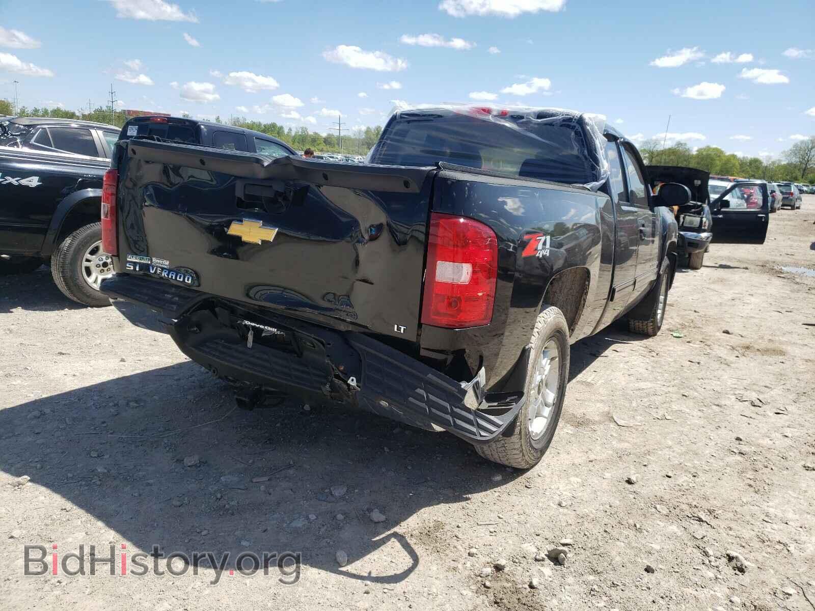 2011 CHEVROLET SILVERADO - VIN: 1GCRKSE32BZ219394 - Фото 4