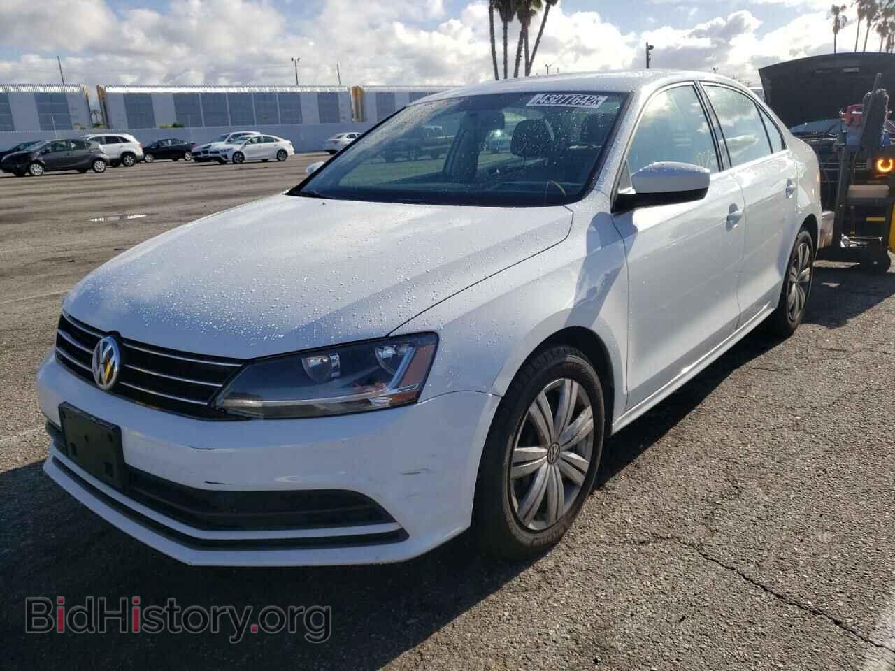 2017 VOLKSWAGEN JETTA - VIN: 3VW2B7AJ9HM398883 - Фото 2