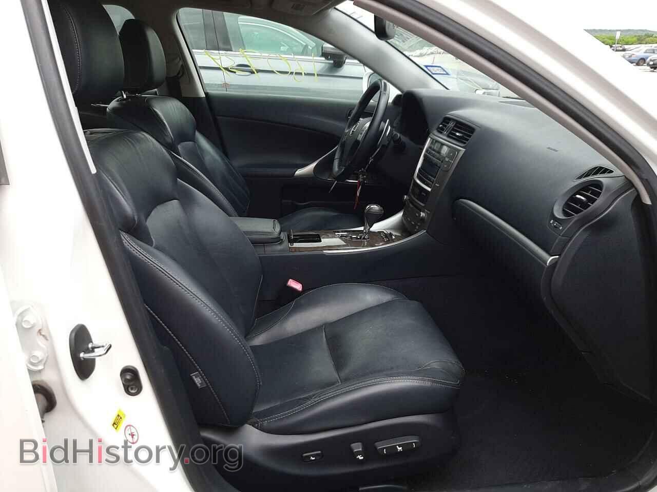 2011 LEXUS IS - VIN: JTHBF5C26B5141578 - Фото 5