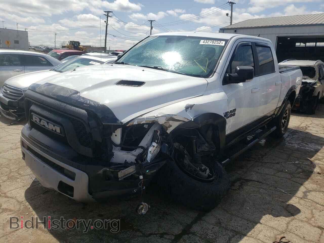2018 RAM 1500 - VIN: 1C6RR7YT2JS121954 - Фото 2