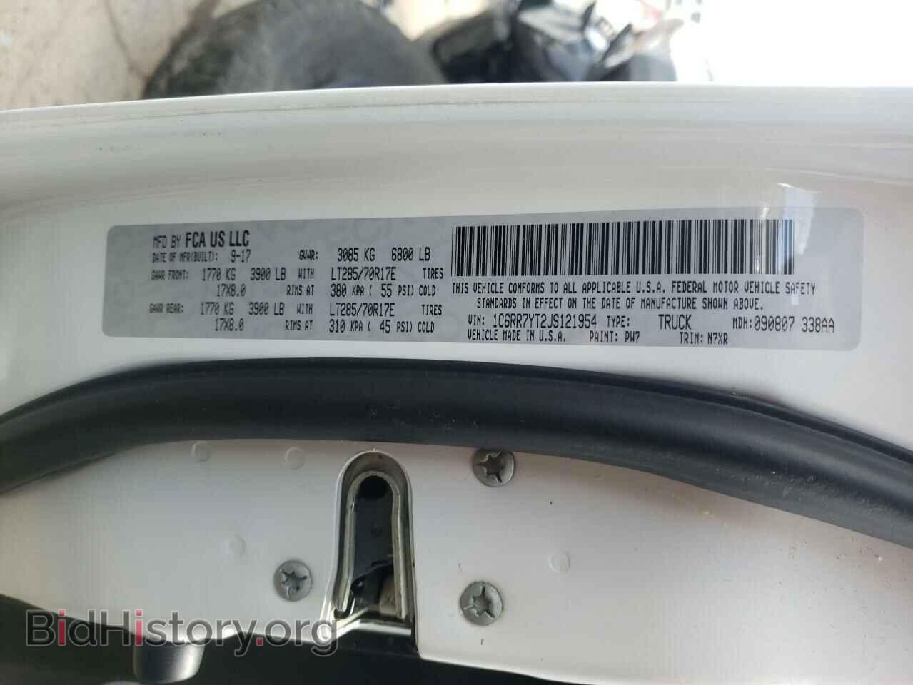 2018 RAM 1500 - VIN: 1C6RR7YT2JS121954 - Фото 10