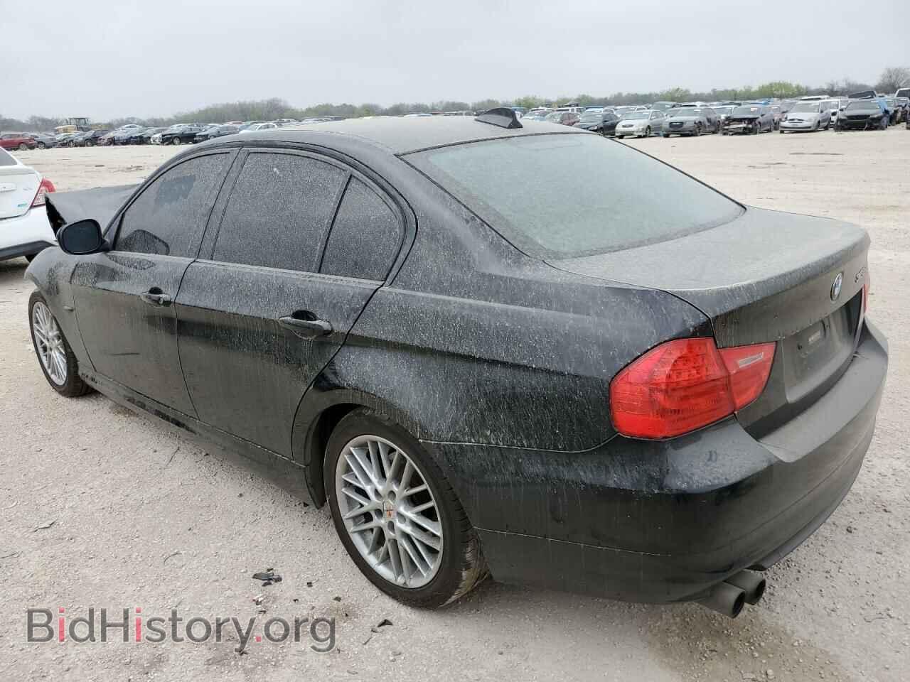 2009 BMW 3 SERIES - VIN: WBAPH73509A172332 - Фото 2