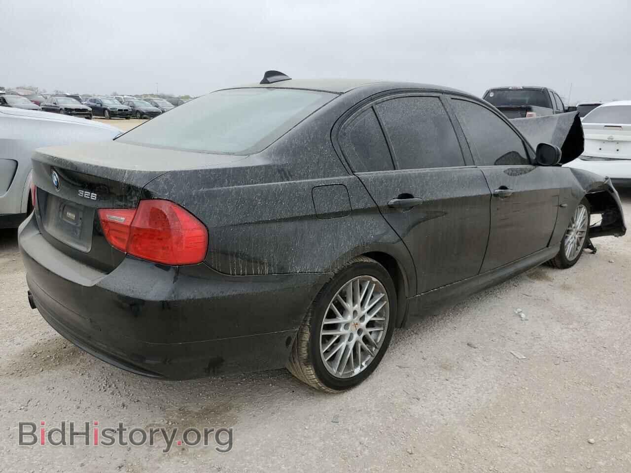 2009 BMW 3 SERIES - VIN: WBAPH73509A172332 - Фото 3