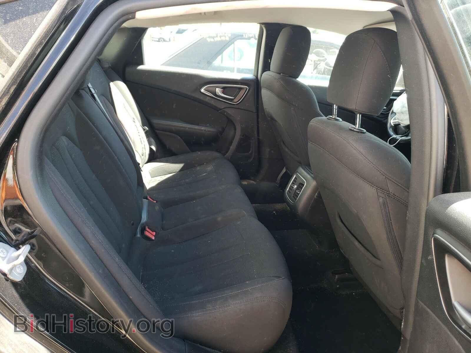 2016 CHRYSLER 200 - VIN: 1C3CCCAB8GN101262 - Фото 6