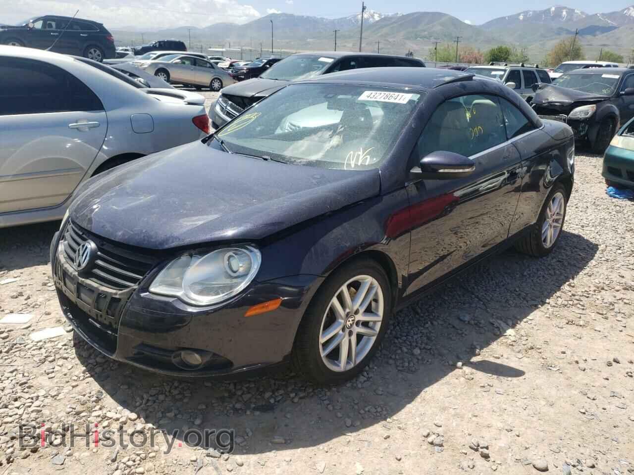 2009 VOLKSWAGEN EOS - VIN: WVWFA71F69V002399 - Фото 2