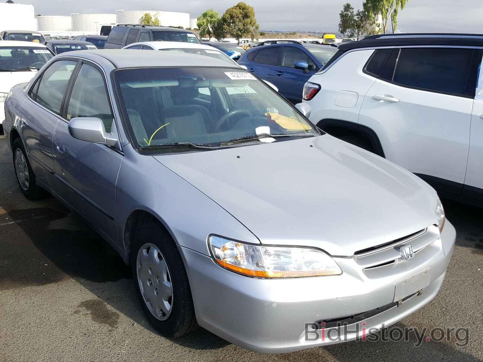 Photo 1HGCG5544XA044588 - HONDA ACCORD 1999