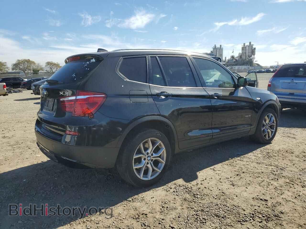 2011 BMW X3 - VIN: 5UXWX7C59BL731385 - Фото 3