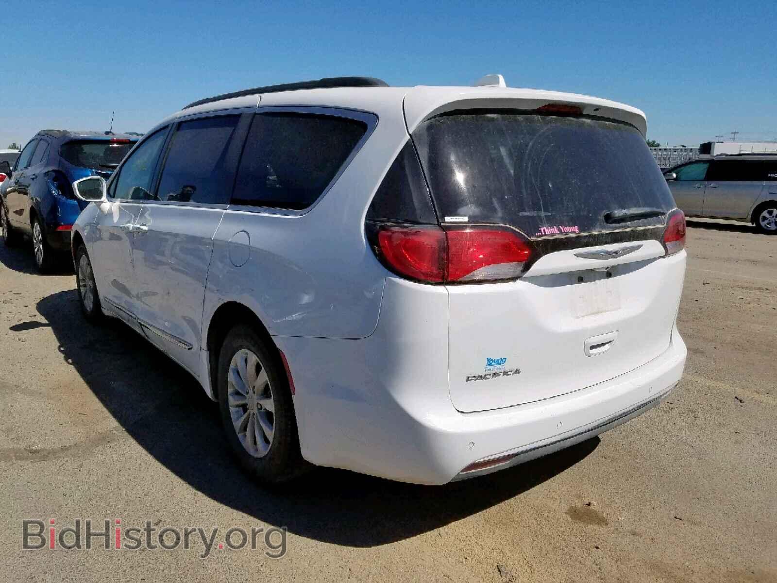 2017 CHRYSLER PACIFICA T - VIN: 2C4RC1BG2HR583820 - Photo 3