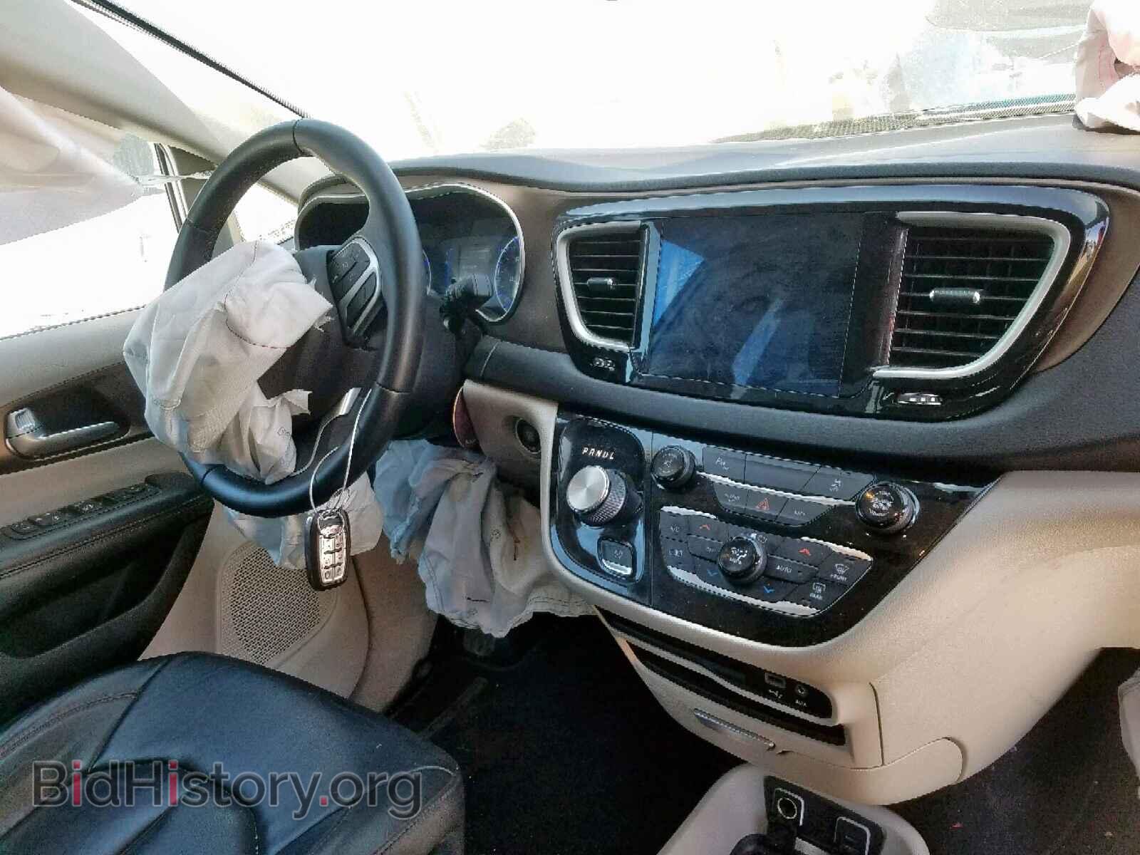 2017 CHRYSLER PACIFICA T - VIN: 2C4RC1BG2HR583820 - Photo 9