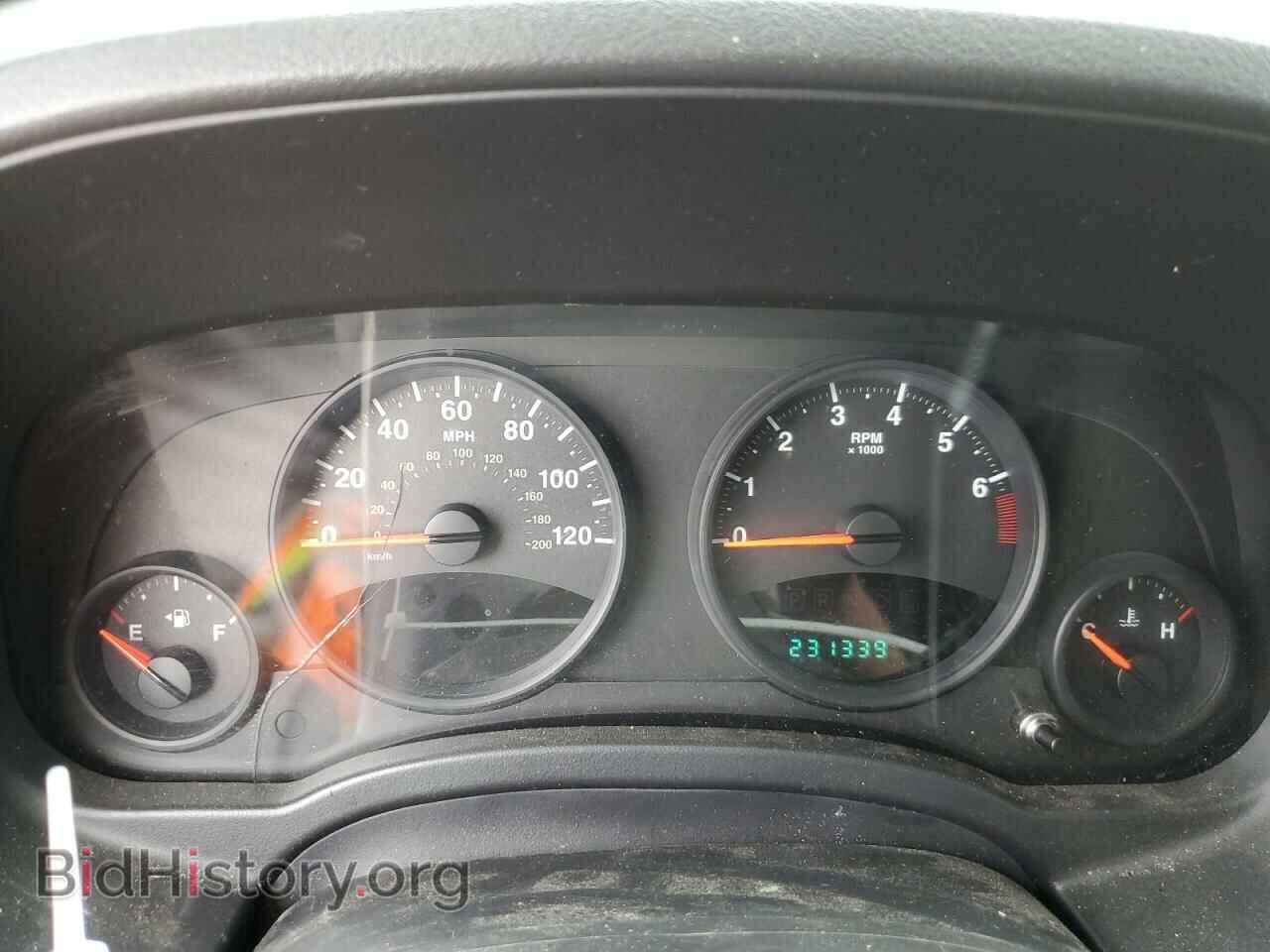 2011 JEEP COMPASS - VIN: 1J4NT1FA4BD260040 - Photo 9