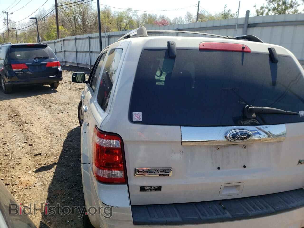 2010 FORD ESCAPE - VIN: 1FMCU9EG2AKB55159 - Фото 3