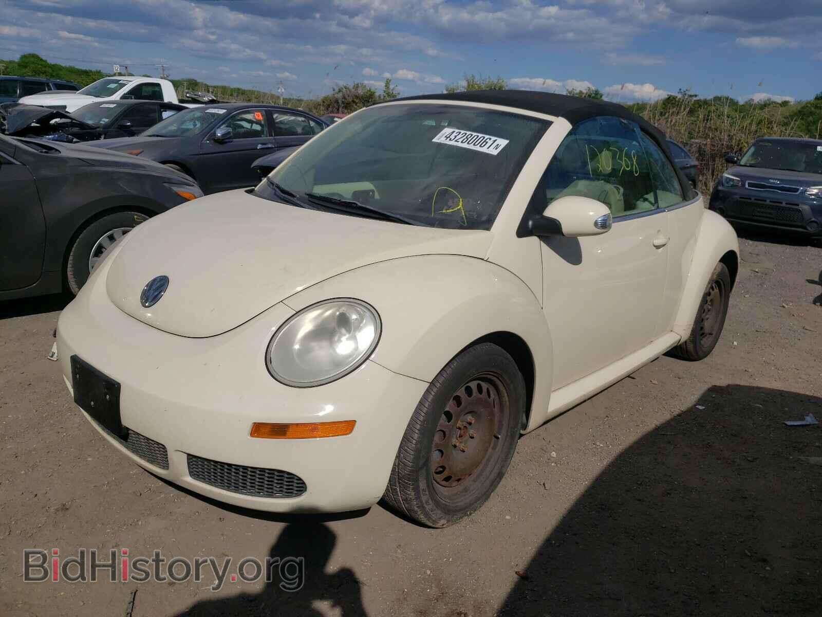 2008 VOLKSWAGEN BEETLE - VIN: 3VWPF31Y58M404257 - Фото 2