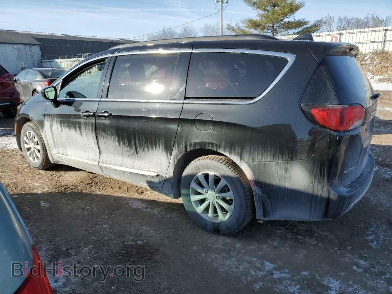 2017 CHRYSLER PACIFICA - VIN: 2C4RC1BG5HR827072 - Photo 2