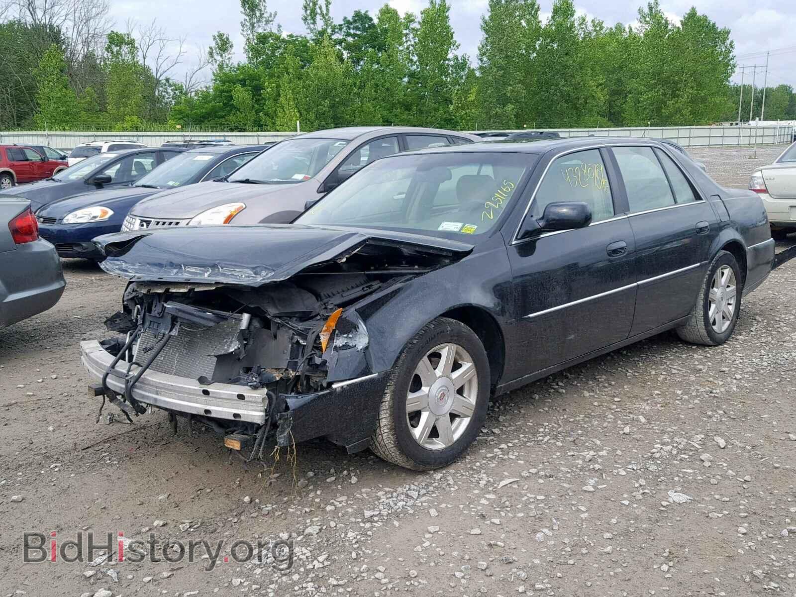 2011 CADILLAC DTS - VIN: 1G6KH5E62BU141274 - Фото 2