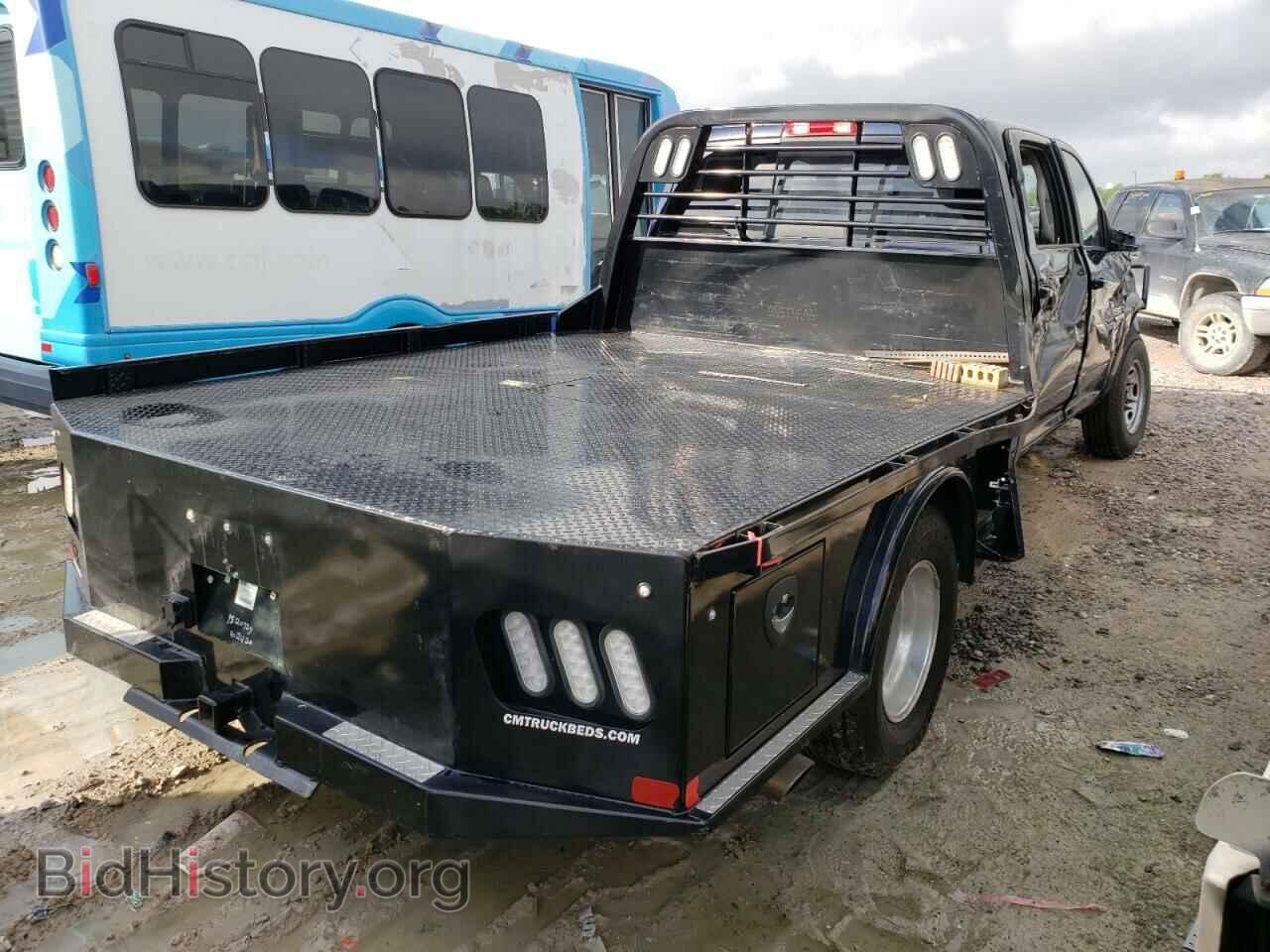 2018 RAM 3500 - VIN: 3C7WRTCLXJG344779 - Фото 4