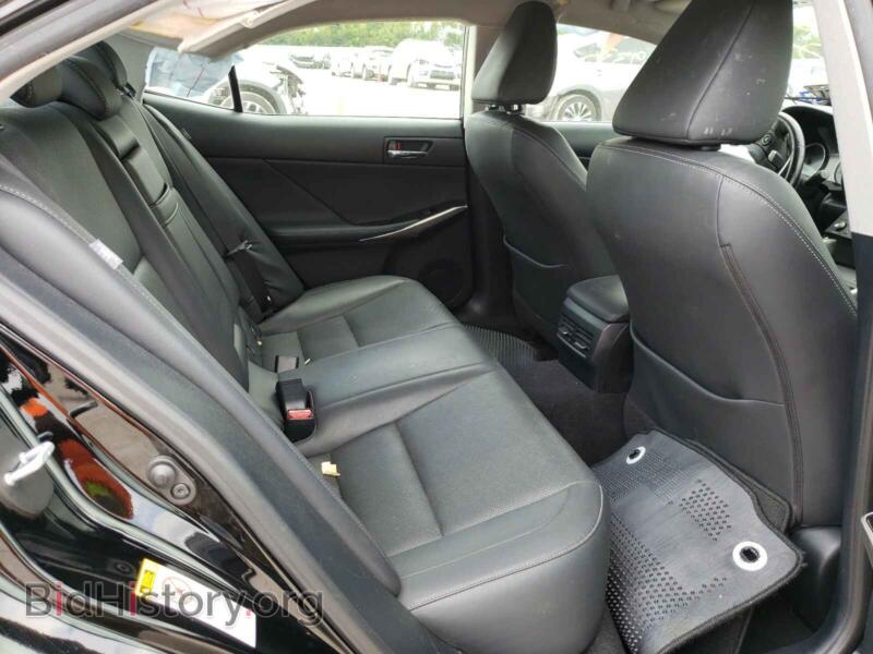2015 Lexus IS (VIN JTHBF1D20F5070682) — photo 6 of 10