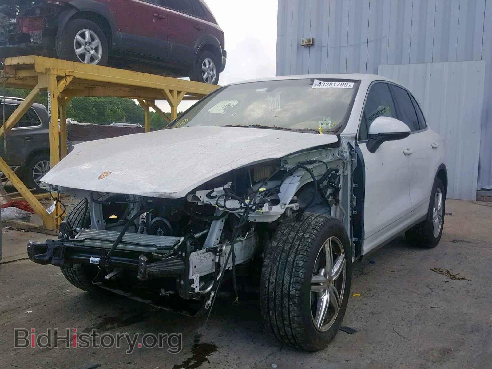 2016 PORSCHE CAYENNE - VIN: WP1AA2A24GLA11605 - Фото 2