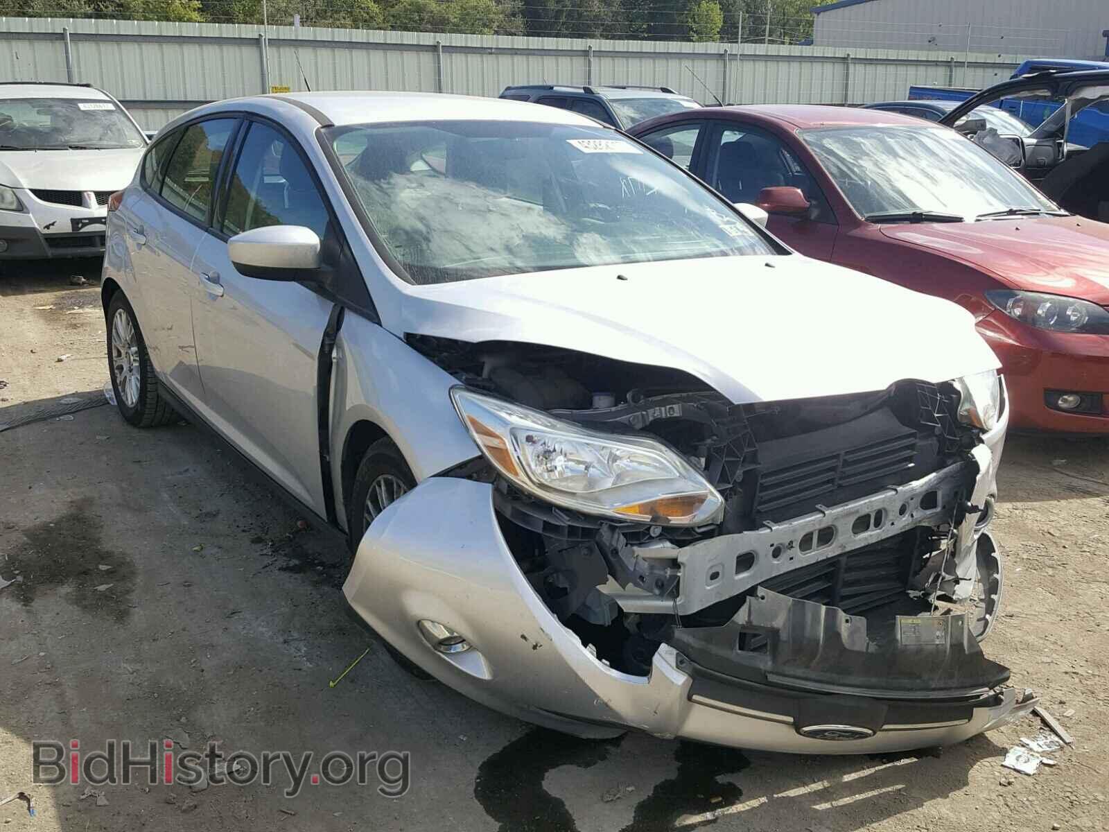 Photo 1FAHP3K2XCL179140 - FORD FOCUS 2012