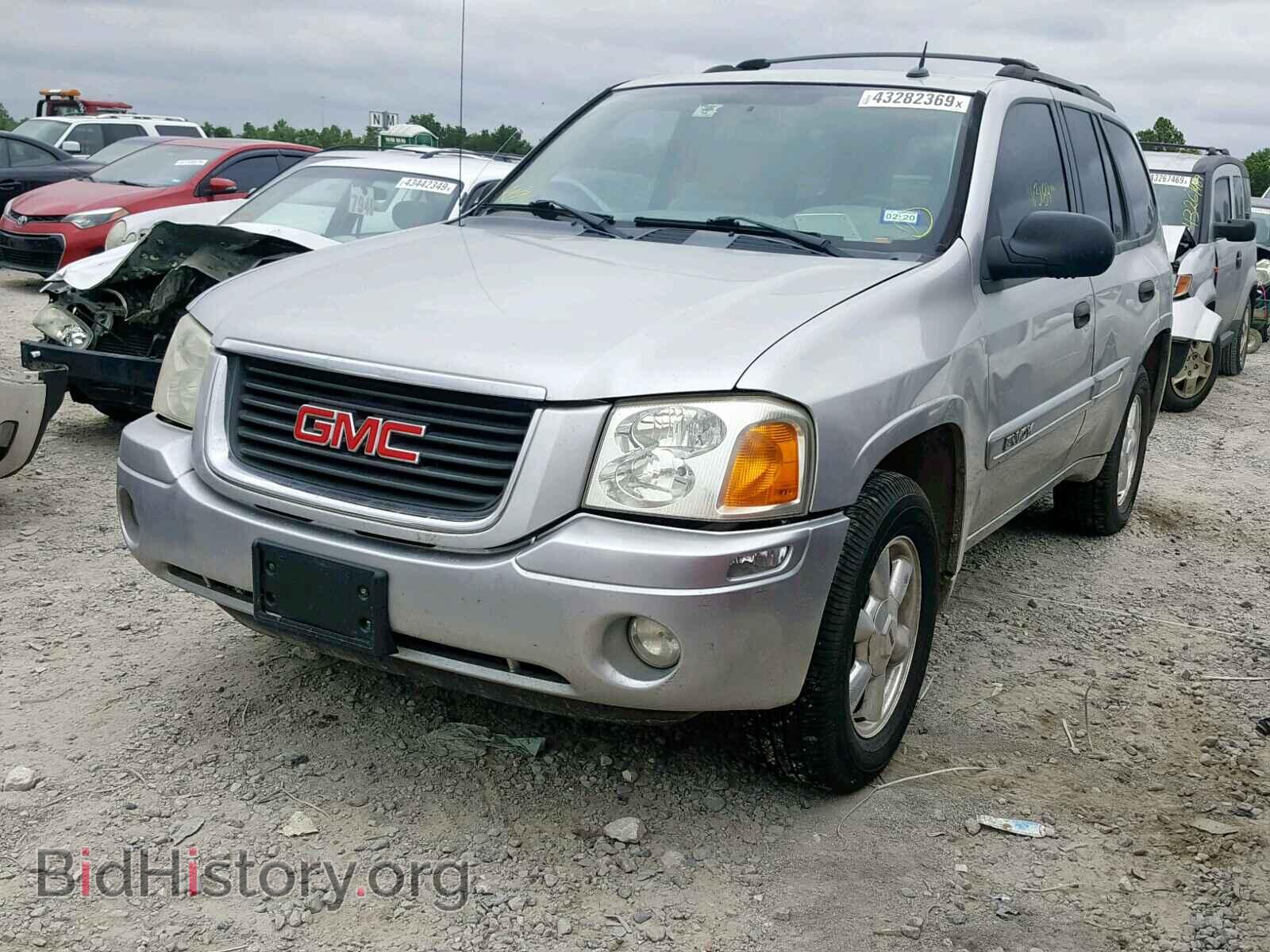 2005 GMC ENVOY - VIN: 1GKDS13S752211887 - Фото 2