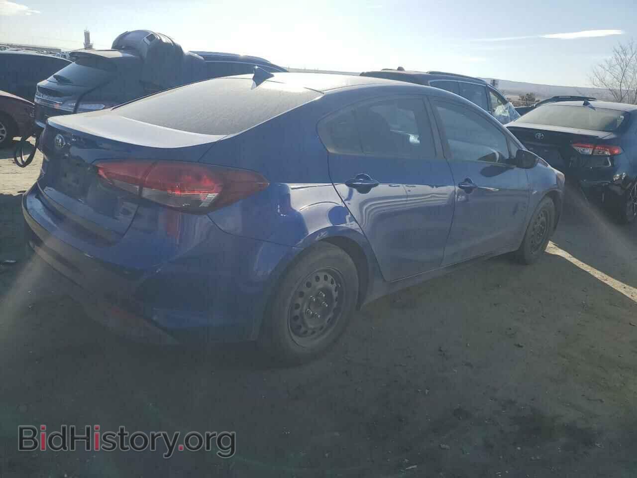 2017 KIA FORTE - VIN: 3KPFK4A78HE140470 - Фото 3