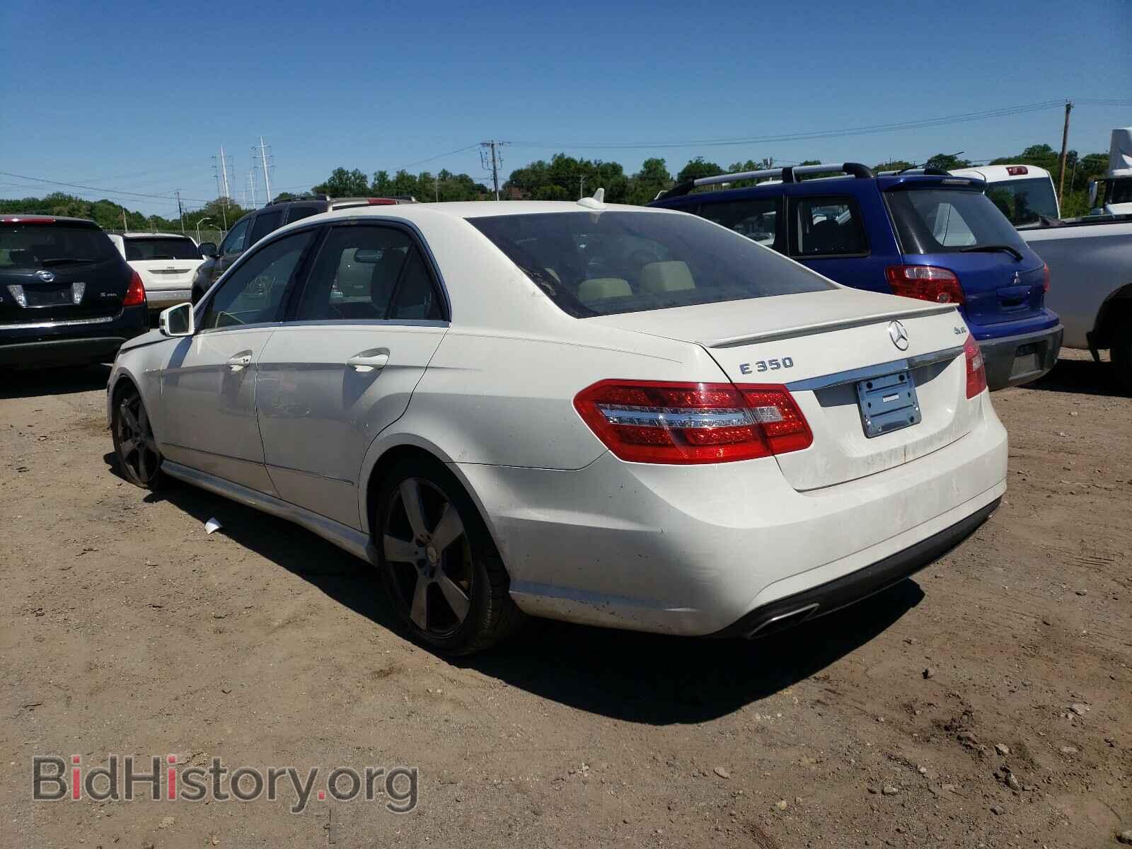 2011 MERCEDES-BENZ E-CLASS - VIN: WDDHF8HB0BA449770 - Фото 3