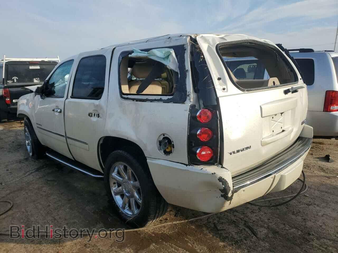 2010 GMC YUKON - VIN: 1GKUKEEF1AR230279 - Фото 2