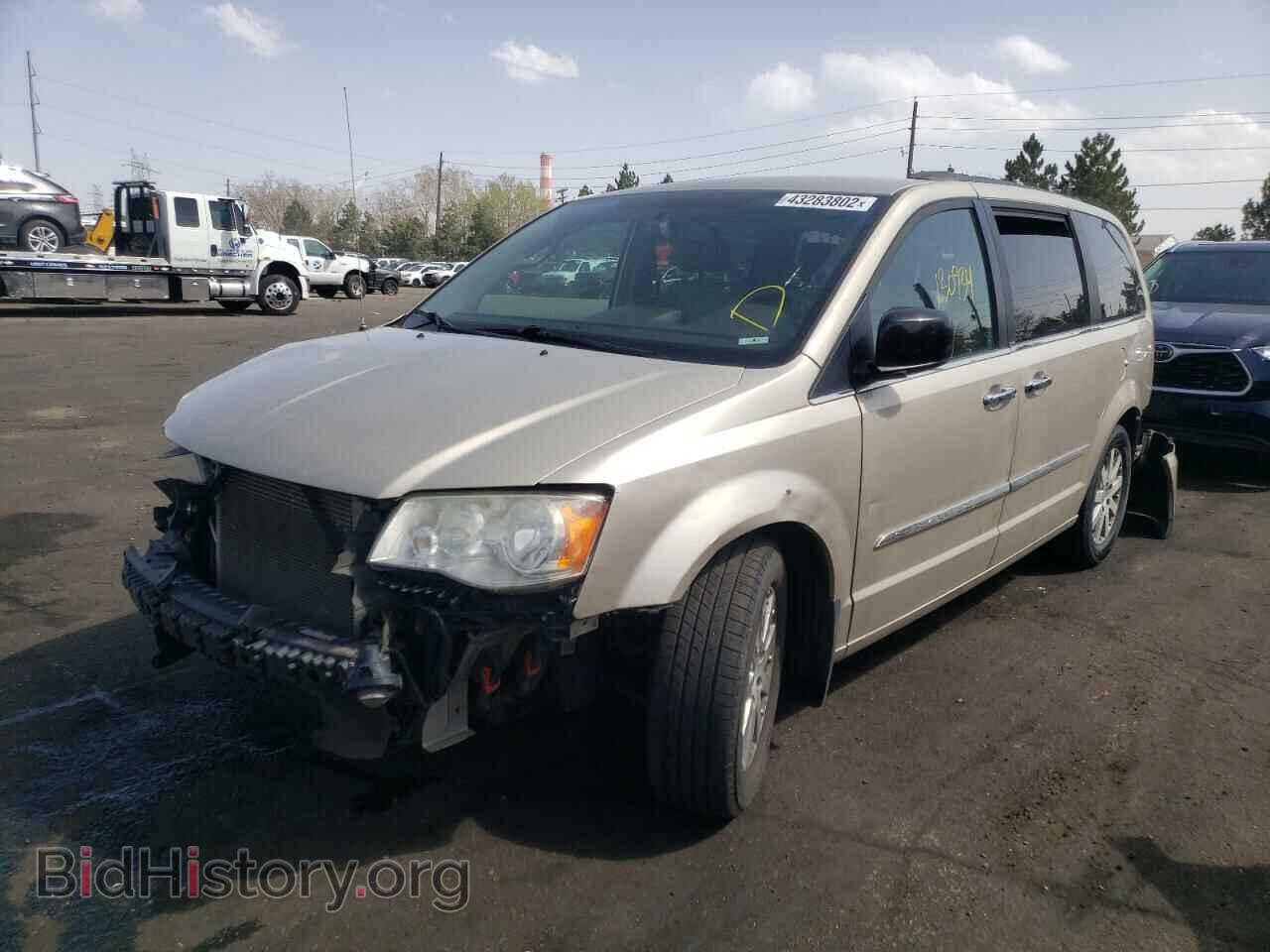 2012 CHRYSLER MINIVAN - VIN: 2C4RC1CG3CR383939 - Photo 2