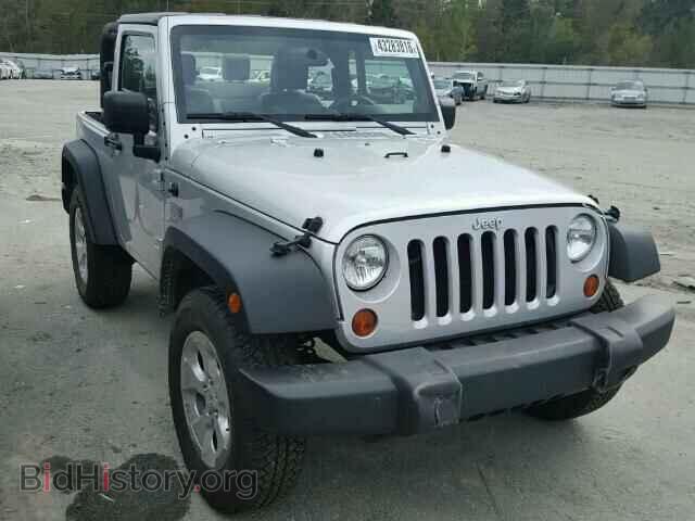 Photo 1J4FA24169L772921 - JEEP WRANGLER 2009