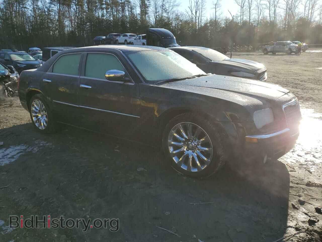 2009 CHRYSLER 300 - VIN: 2C3LA63TX9H627904 - Фото 4
