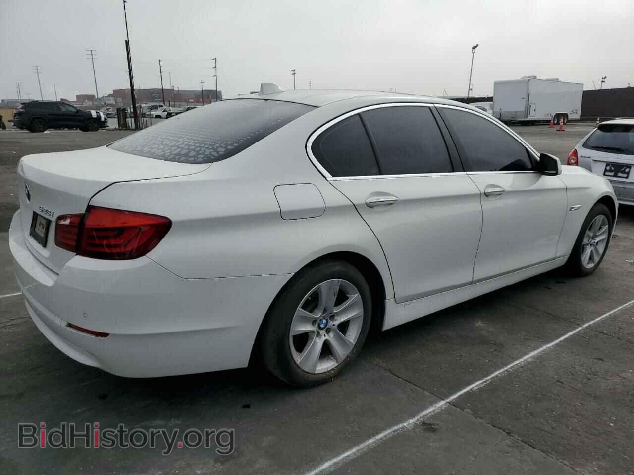 2012 BMW 5 SERIES - VIN: WBAXG5C54CDW92238 - Фото 3